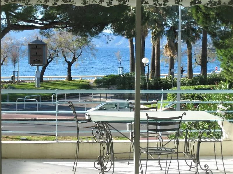 Levon Accommodation Cannes