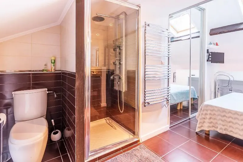 Levon Accommodation Cannes